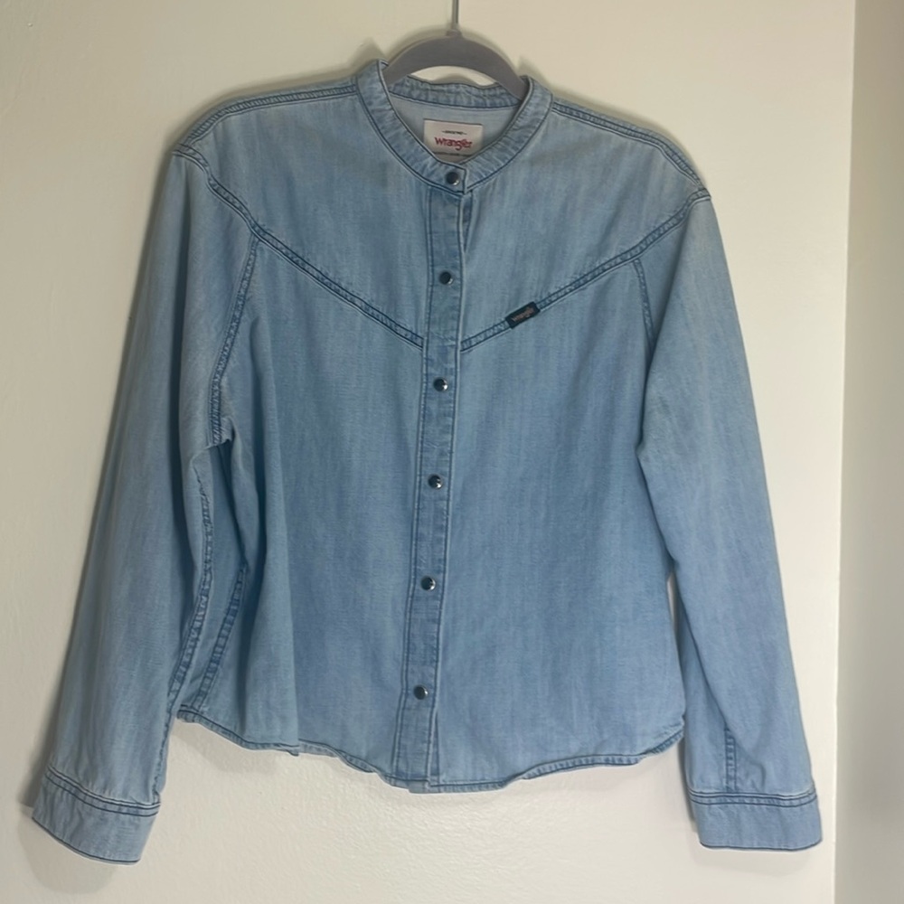 Wrangler Light Blue Denim Button-Up Women's Top